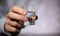 抽电子烟总感觉口干是怎么回事？