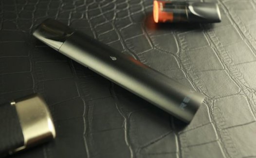 悦刻电子烟充电多久可以满？