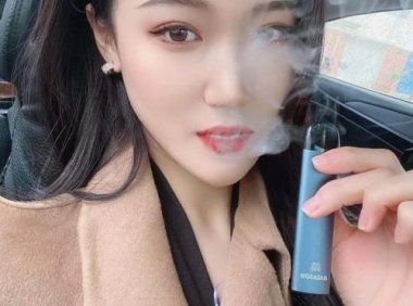 女生第一次抽电子烟什么感觉？