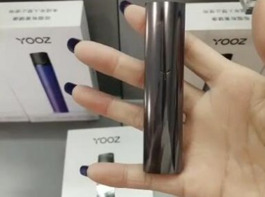 yooz二代限量版泰坦灰多少钱?