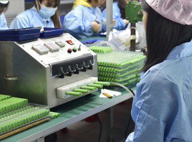 电子烟贴牌怎么做?电子烟贴牌生产违法吗?
