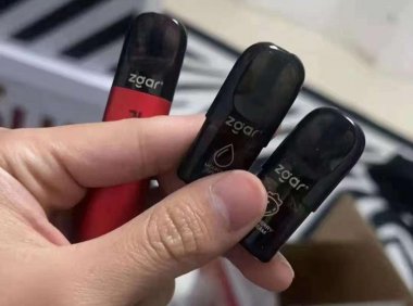 冰熊烟弹和悦刻五代哪个好?