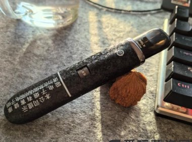 悦刻电子烟有电但是烟弹不出烟是怎么回事？