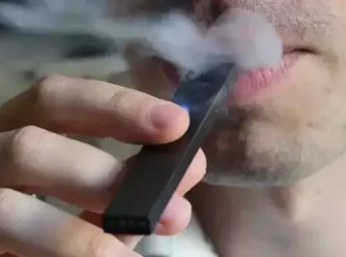 巴西皮肤病学会警示电子烟影响皮肤 联合79家医学机构反对合法化
